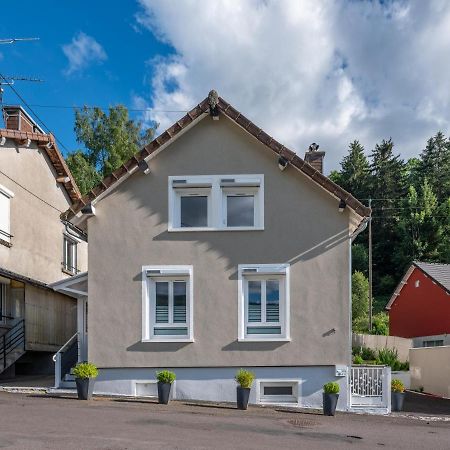 Stunning 4-Bed House In La Bourboule Villa Exterior photo